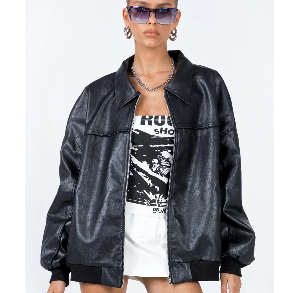 SOLD NWT Princess Polly goldsmith black faux leather bomber jacket size 2 xs/s